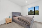 2 bedrooms apartment, just a short walk to the GI train station, bus hub, supermarkets, 0.3 km to Ruapotaka School, 1.2 km to Tamaki College, 102, 7C Hinaki Street, Pt England, Auckland