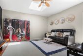 4 bedrooms house on 880m² section, brand-new floor, newly installed kitchen, just minutes from Albany Village, 23 Twin Court, Albany, Auckland