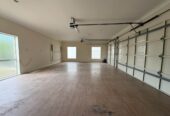 For rent 6 beds 4 baths house, available 24th October, 26 Anaheim Boulevard, Shamrock Park, Auckland
