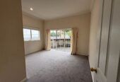 For rent 6 beds 4 baths house, available 24th October, 26 Anaheim Boulevard, Shamrock Park, Auckland