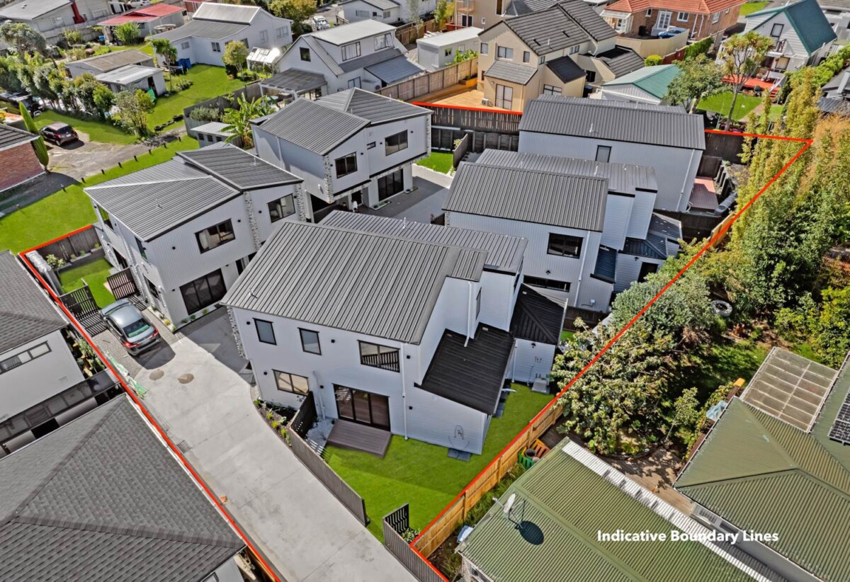 LAST ONE LEFT – 4 SOLD ALREADY, brandnew 4 bedrooms home, 9B Addison Street, Blockhouse Bay, Auckland