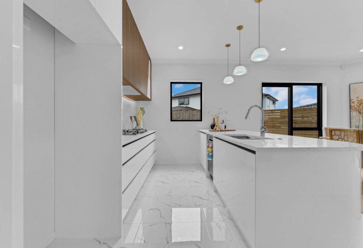 7 bedrooms house in a Premium Reserve-Facing Location, 32 Tannaghmore Drive, Flat Bush, Auckland