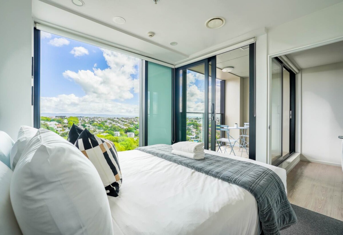 2 bedrooms 1 bathroom apartment, Approx. 55sqm including a decent balcony, 1204/15 Union Street, City Centre, Auckland