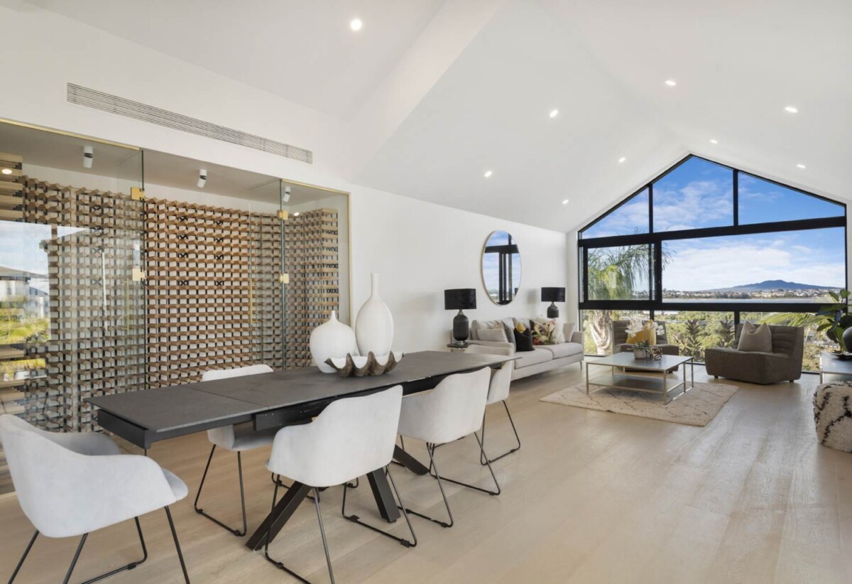 Brandnew luxury 300m² 4 bedrooms house on 601m² section, with panoramic harbour and city vistas view, 13 Waimana Avenue, Northcote Point, Auckland