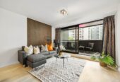 Auckland Girls’ Grammar School zone, Freehold 2 beds 1 bath apartment, 65sqm plus a super large balcony, Full furniture package is included, 2 km to Auckland Girls’ Grammar School, 303/19 Anzac Avenue, City Centre, Auckland
