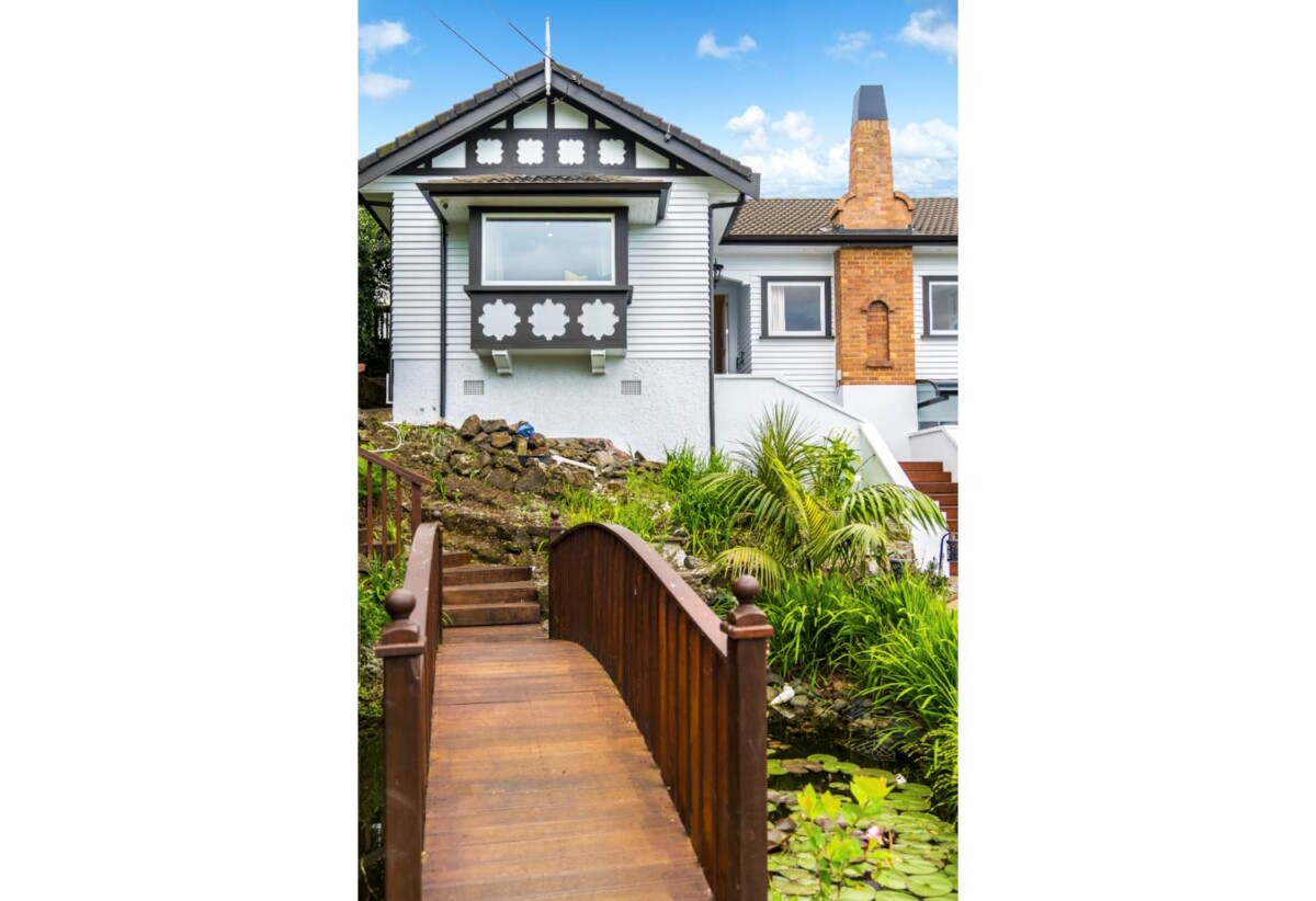 Urgent sale, Auckland Grammar, Epsom Girls’ Grammar School zone, 5 bedrooms house on 950m² section, Refined 89 King George Avenue, Epsom, Auckland
