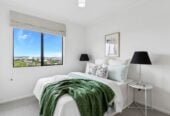 Charming 3 bedrooms + multi-purpose room + a sauna, 38A Waiohua Road, Greenlane, Auckland