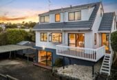 Charming 3 bedrooms + multi-purpose room + a sauna, 38A Waiohua Road, Greenlane, Auckland