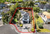 Ignore the CV, Fully Renovated Luxury 5 bedrooms house on 776m² section, 13 Emerald Way, Albany, Auckland