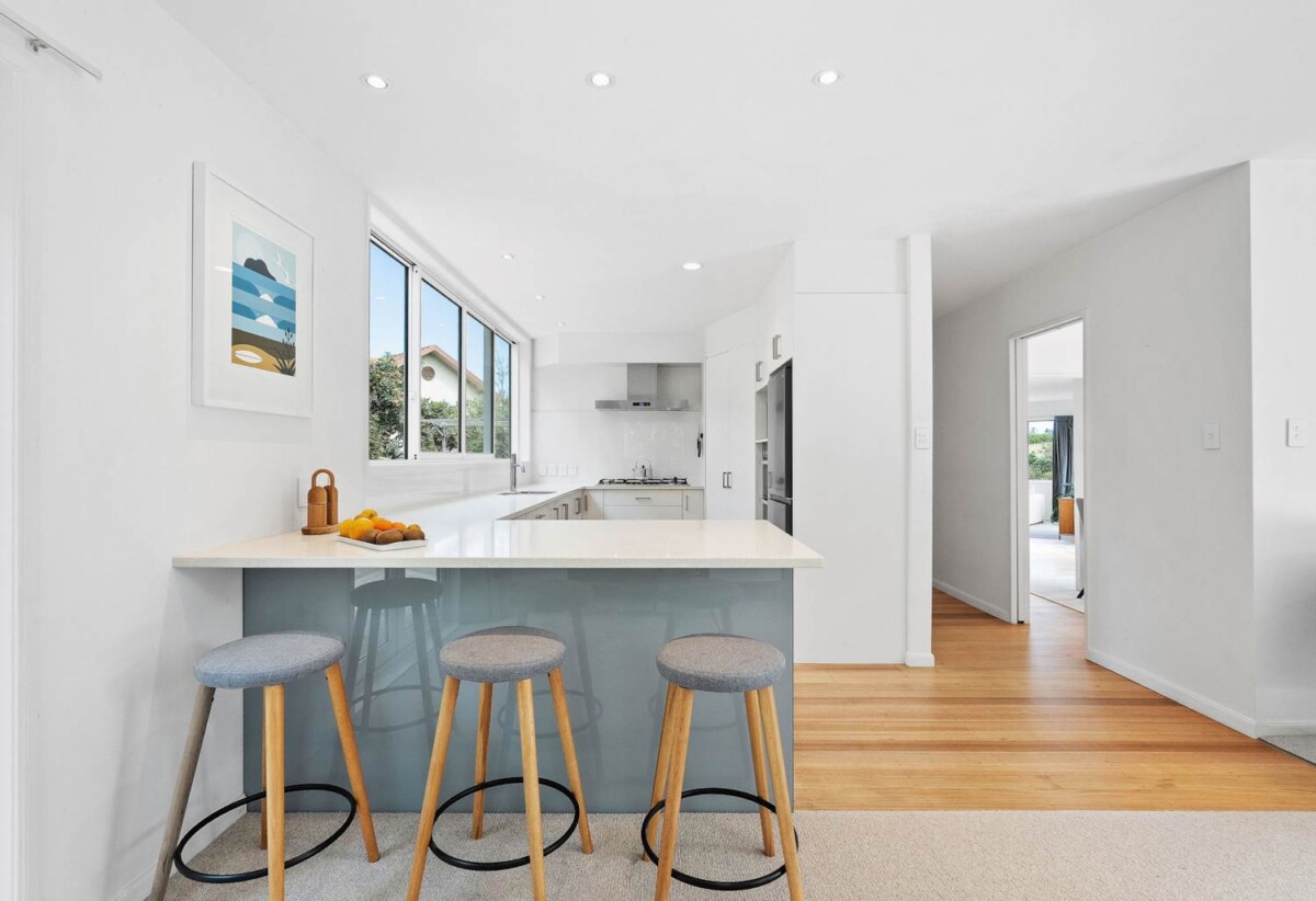 Ignore the CV, Fully Renovated Luxury 5 bedrooms house on 776m² section, 13 Emerald Way, Albany, Auckland