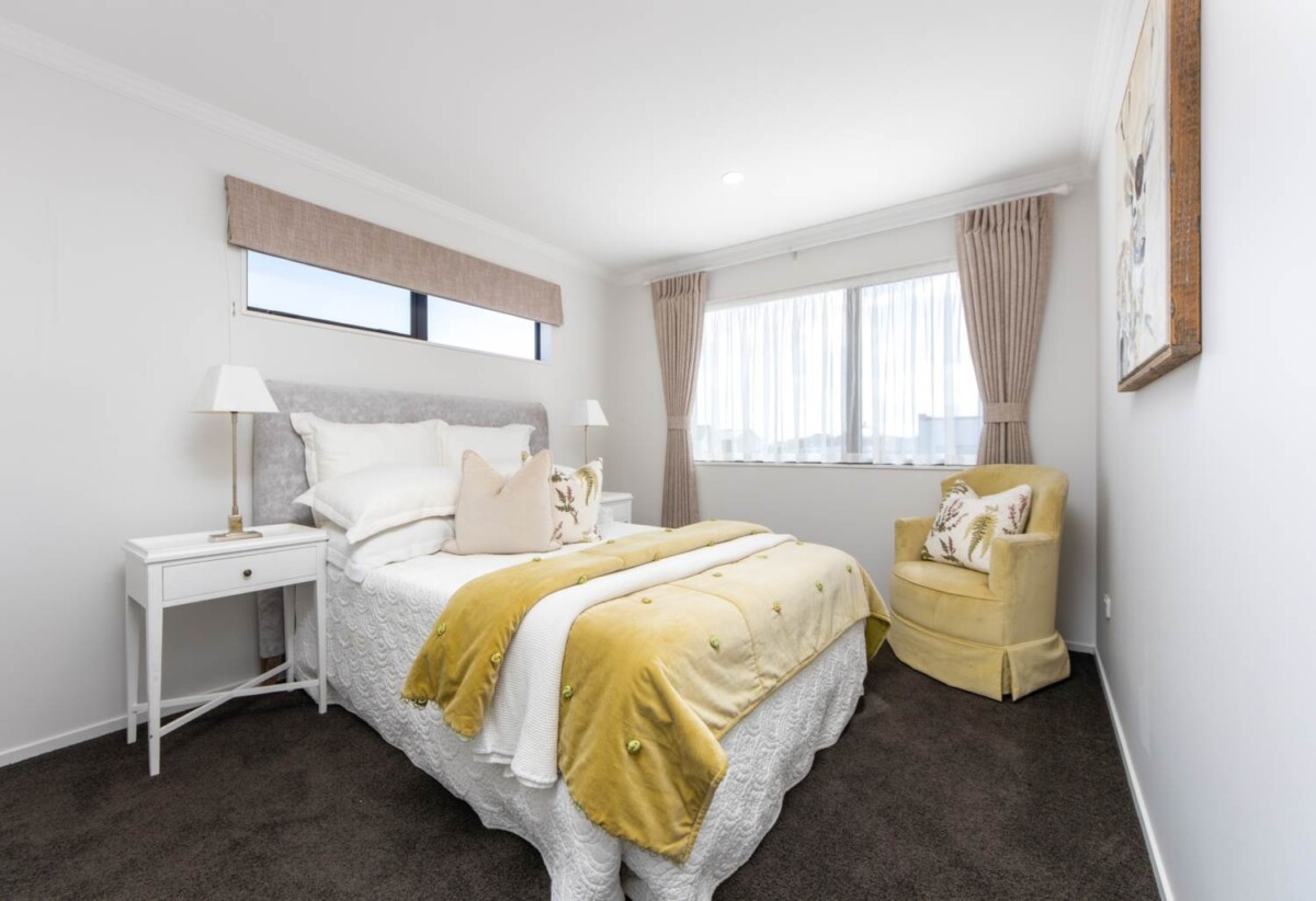 5 bedrooms Corner-side Modern Family Home, 18 Hermitage Street, Flat Bush, Auckland