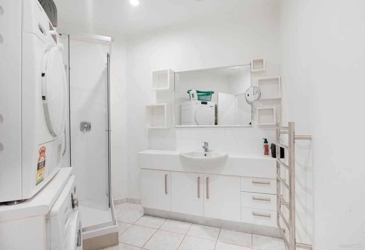 Both Auckland Grammar Schools Zone, 2 beds 1 bath 1 car park apartment, 2I/71-75 Lorne Street, City Centre, Auckland