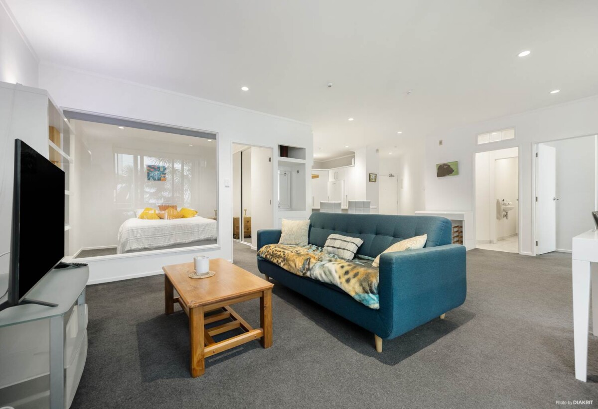 Both Auckland Grammar Schools Zone, 2 beds 1 bath 1 car park apartment, 2I/71-75 Lorne Street, City Centre, Auckland