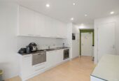 LEASEHOLD 1 bedroom 1 bath 1 car park apartment, 607/30 Beach Road, City Centre, Auckland