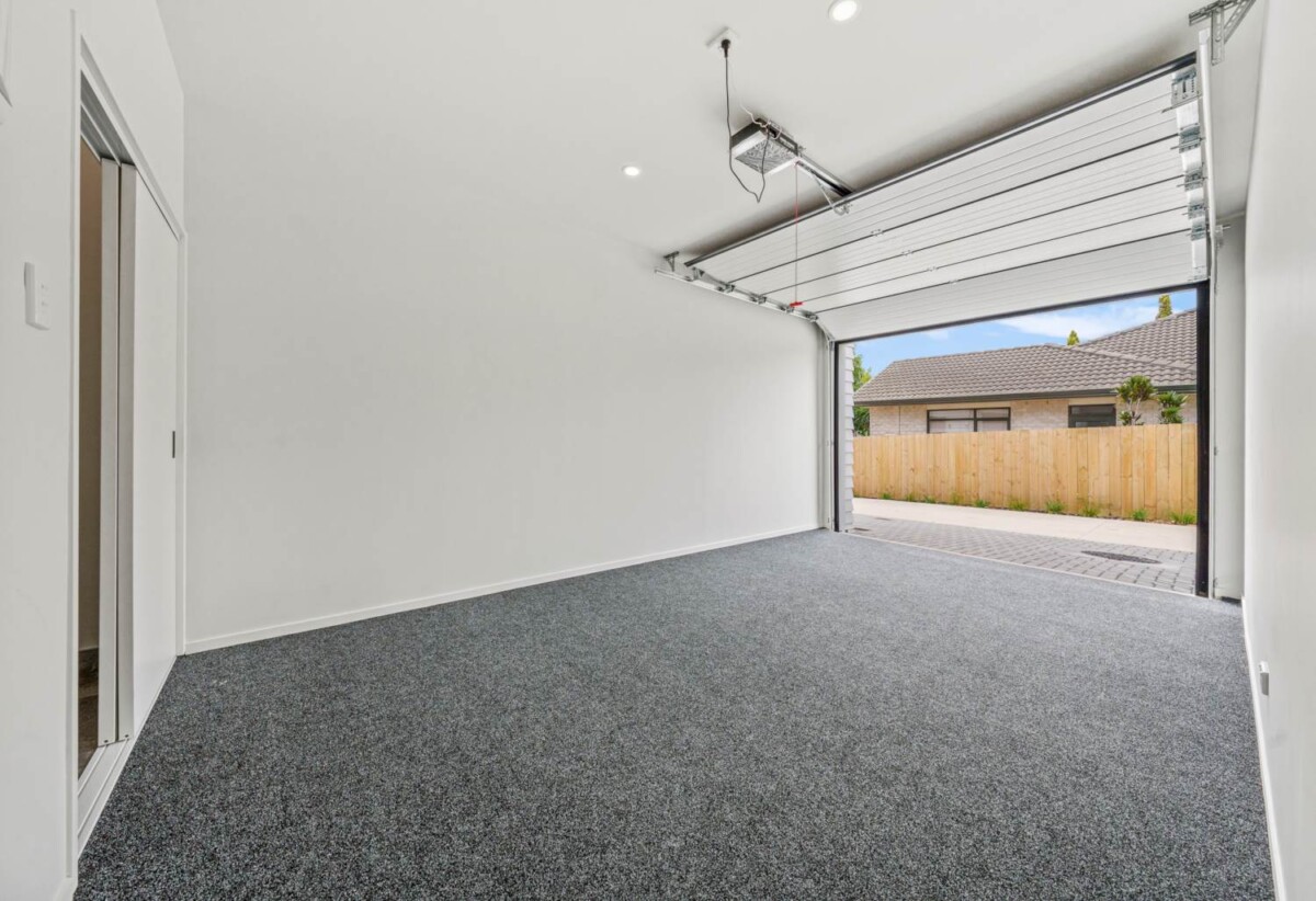 Motivated Vendor, Brandnew Freehold 4 bedrooms home, 10-Year Master Build Guarantee, 36A Whitford Road, Somerville, Auckland