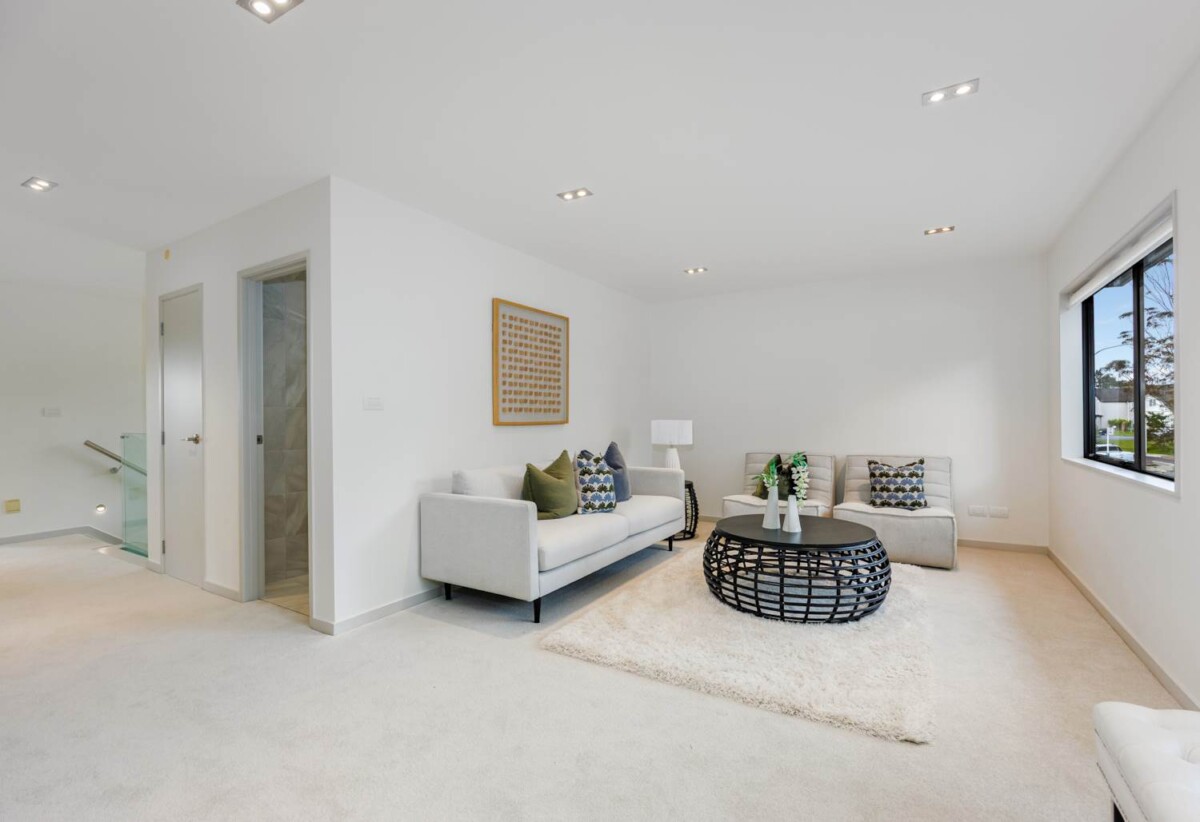 5 bedrooms on 500m² section, close to Albany Mega Centre, top schools, 175 Gills Road, Albany, Auckland