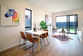WALK TO LOCAL SCHOOL, minutes to shopping centre, 31 Kiato Lane, Flat Bush, Auckland
