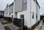 For rent, 2 bedrooms 2 bathrooms townhouse, 4/41 Margaret Road, Papatoetoe, Auckland, Available from: Tuesday, October 14