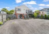 Live or do-up, 5 bedrooms home, Space, Schools & Comfort, 1/60 Richard Farrell Avenue, Remuera, Auckland