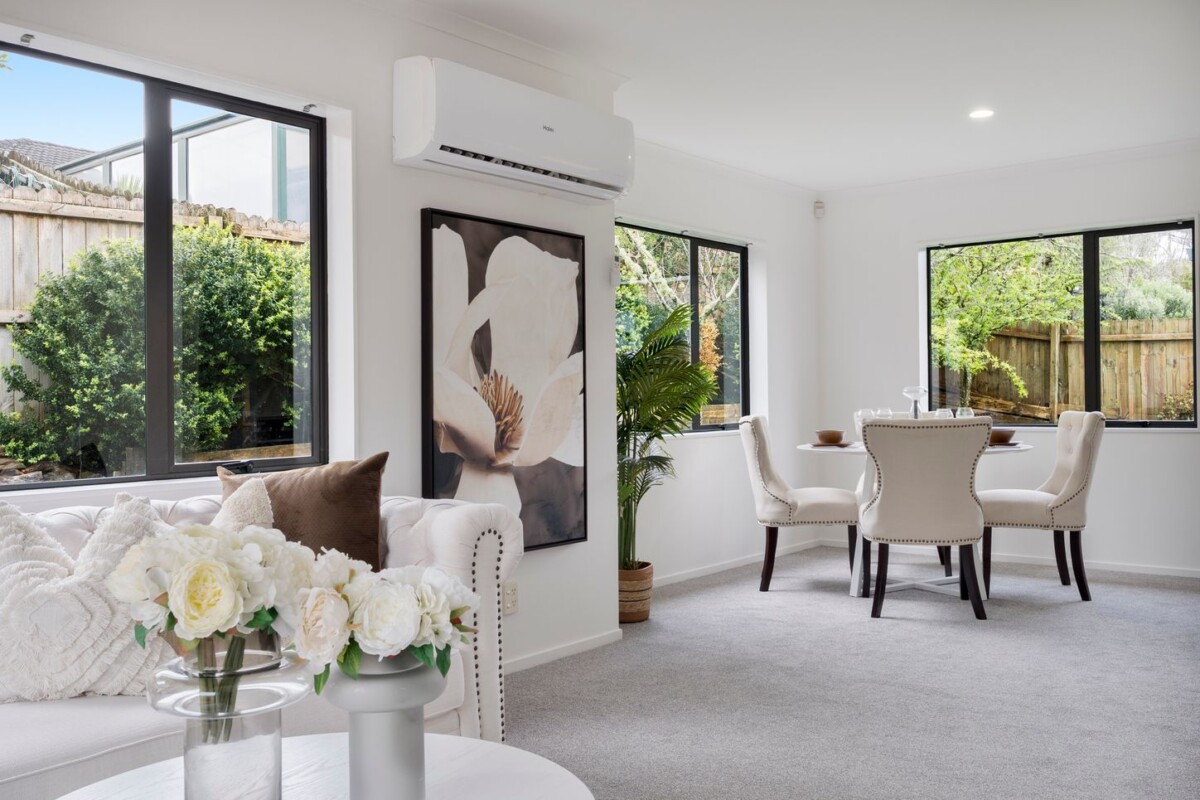 Fresh, Fabulous & Family-Ready in Summerland Zone, 13B Parkcrest Drive, Henderson, Auckland