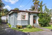 Must sell, DGZ school zone, 3 bedrooms house on 1053m2 land, Minutes from Newmarket, Mt Eden, Dominion Road, and motorways, 150 The Drive, Epsom, Auckland