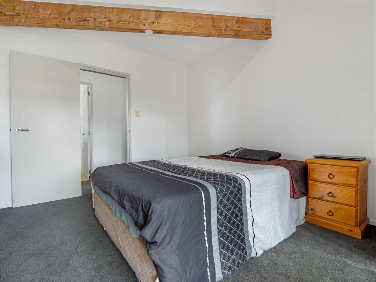 4 bedrooms lifestyle house on 11.45ha land, on the edge of Lake Waikare, 915 Waikare Road, Waerenga, Waikato