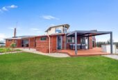 4 bedrooms lifestyle house on 11.45ha land, on the edge of Lake Waikare, 915 Waikare Road, Waerenga, Waikato