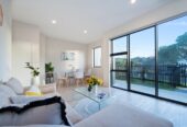 End Terrace – Extra Privacy & Natural Light, 4/67 Kervil Avenue, Te Atatu Peninsula,Auckland