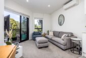 Urgent Sale, Owner Has Bought and need this sold now, 2 rooms 1 bath 1 car park apartment, G03/1B Oakley Avenue, Waterview, Auckland