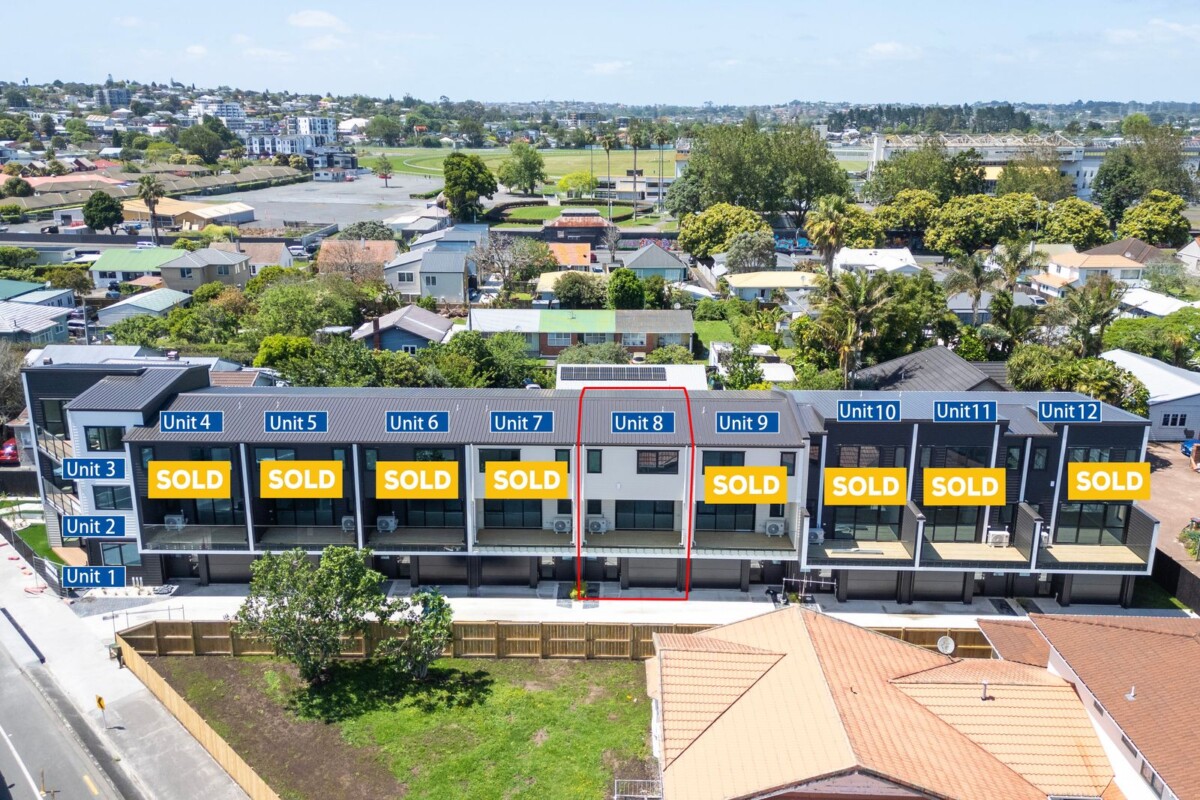 2-Beddy Lock-Up & Leave Apartments, 3/130 Rosebank Road, Avondale, Auckland