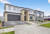2 legal kitchens, Vendor Gone, Keys Available, 7 bedrooms house, 13 Puoro Street, Flat Bush, Auckland