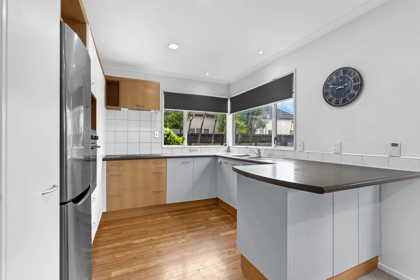 Botany Downs Secondary College zone, Freehold 3 bedrooms home, 18 Fairfield Lane East Tamaki Heights, Auckland