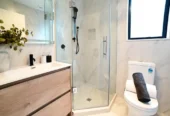 WALK TO LOCAL SCHOOL, minutes to shopping centre, 31 Kiato Lane, Flat Bush, Auckland
