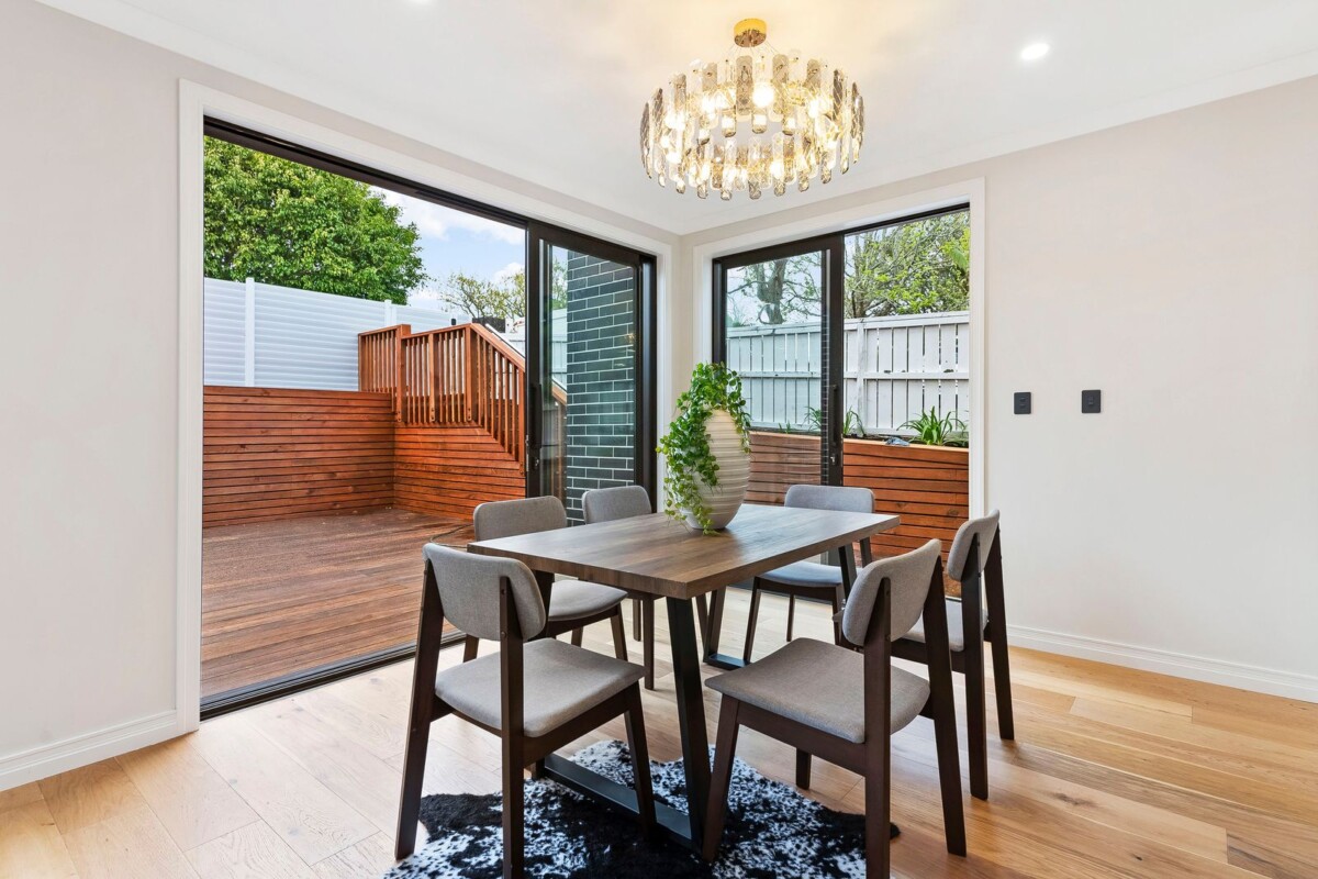 Must sell, Ignore CV of $3.5M,, Enquires Over $2,500,000, 294m2 4 beds 4.5 bath house with double garage on 471m2 section, Westmere School is at your doorstep, Western Springs College, the zoo, and lakeside park are a short stroll away, while Cox’s Bay Reserve, boutique cafes, and the CBD remain within easy reach, 48A Garnet Road, Westmere, Auckland