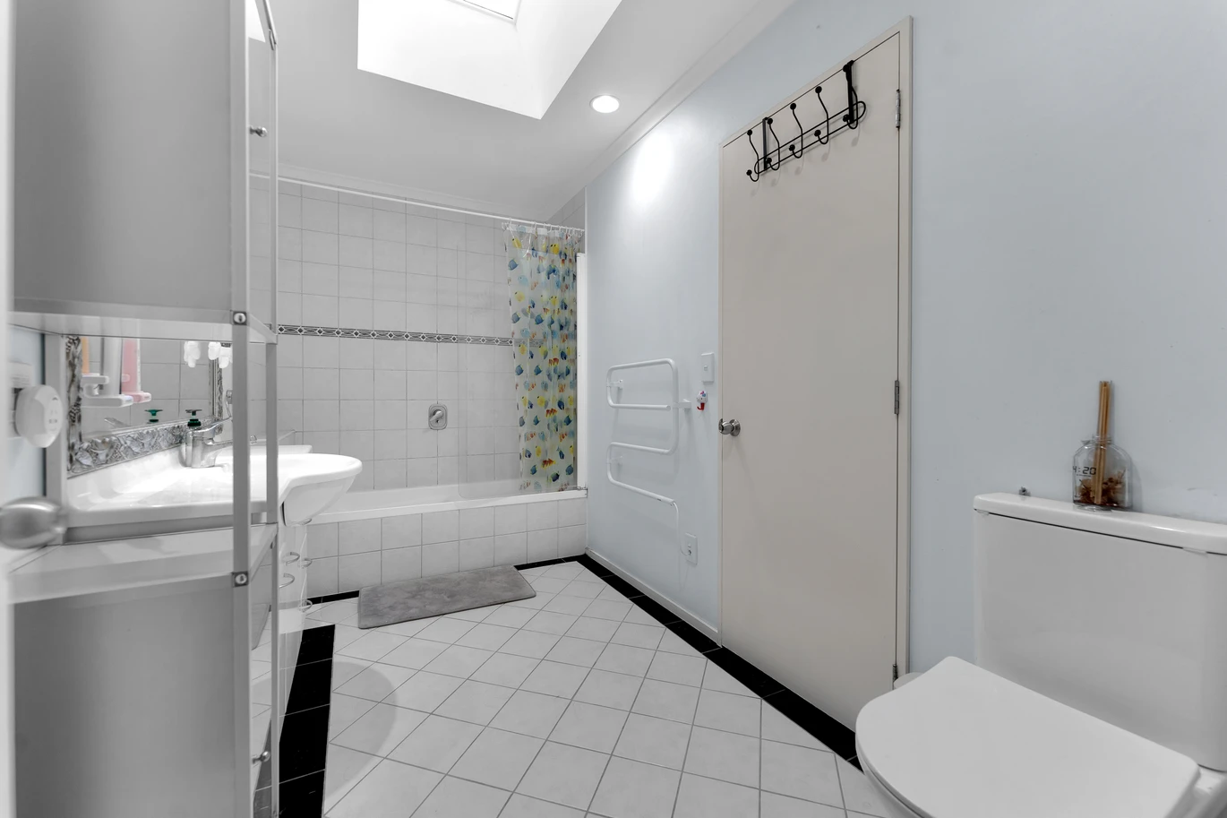 Botany Downs Secondary College zone, Freehold 3 bedrooms home, 18 Fairfield Lane East Tamaki Heights, Auckland