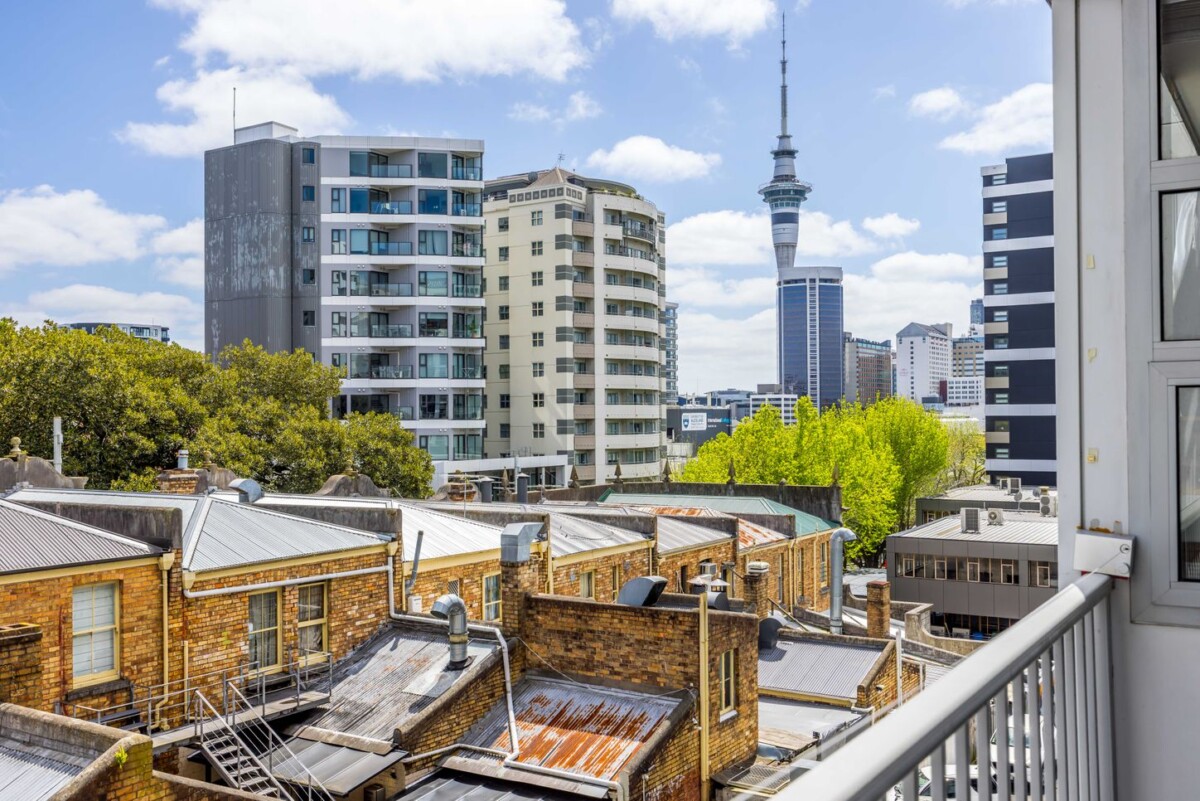 Grammar zone – Vendor wants it Sold, 3B/58 Liverpool Street, Auckland Central, Auckland