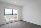 For rent, 3 bedrooms 2 bathrooms townhouse, 62A Glenmore Road, Sunnyhills, Auckland, Available now