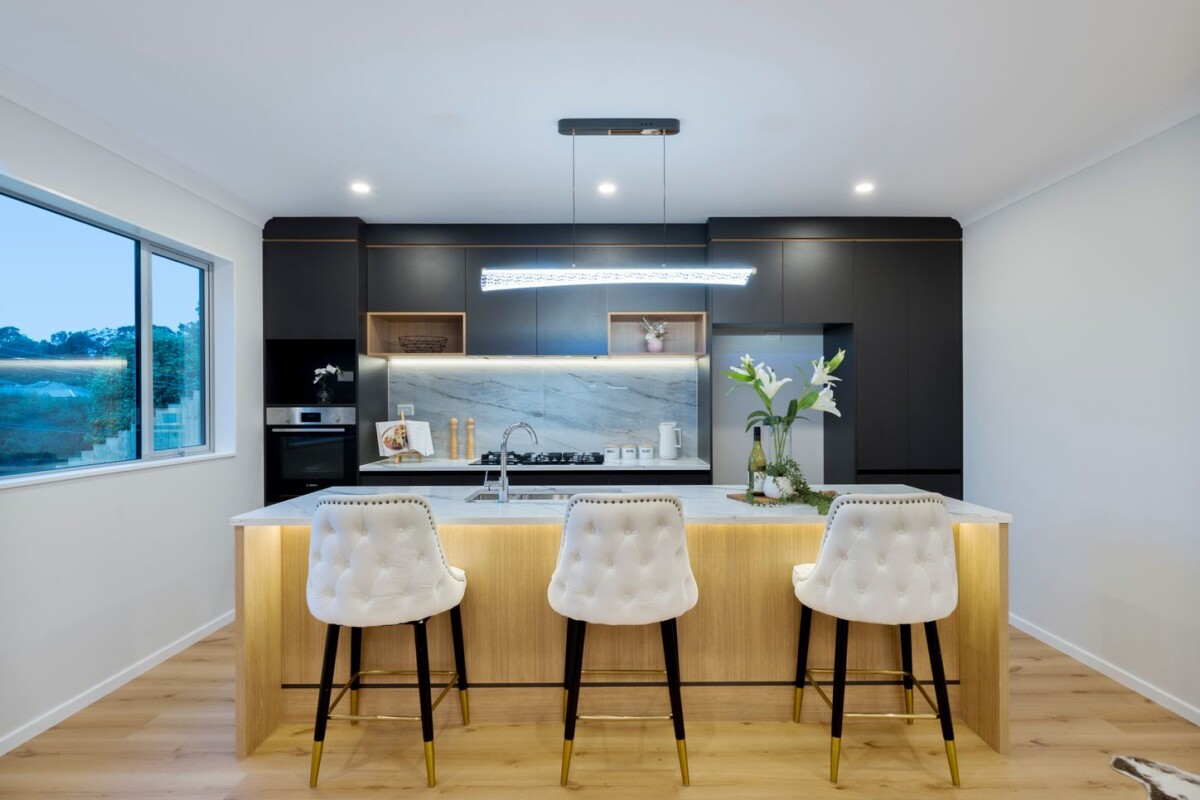 New modern 4 bedrooms house on 638m2 section, built-in Bluetooth sound system, Mitsubishi central air conditioning, 41D Candia Road, Swanson, Auckland