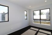 For rent, 2 bedrooms 2.5 bathrooms townhouse, C / 4 Blue Gum Rise, Sunnyhills, Auckland, Available Now