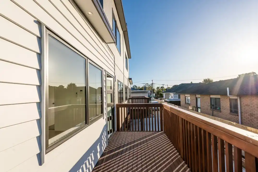 For rent, Brand new 3 bedroom, 2 bathroom and 2 carparks plus more Townhouse, 48a Orion Street, Papakura, Auckland, Available now
