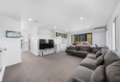 Auction $1 RESERVE, 6 BED & 4 LIVING, vendors are moving further South and don’t intend to wait around, 31 Tims Crescent Flat Bush, Auckland