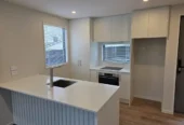 For rent, 2 bedrooms 2 bathrooms townhouse, 4/41 Margaret Road, Papatoetoe, Auckland, Available from: Tuesday, October 14