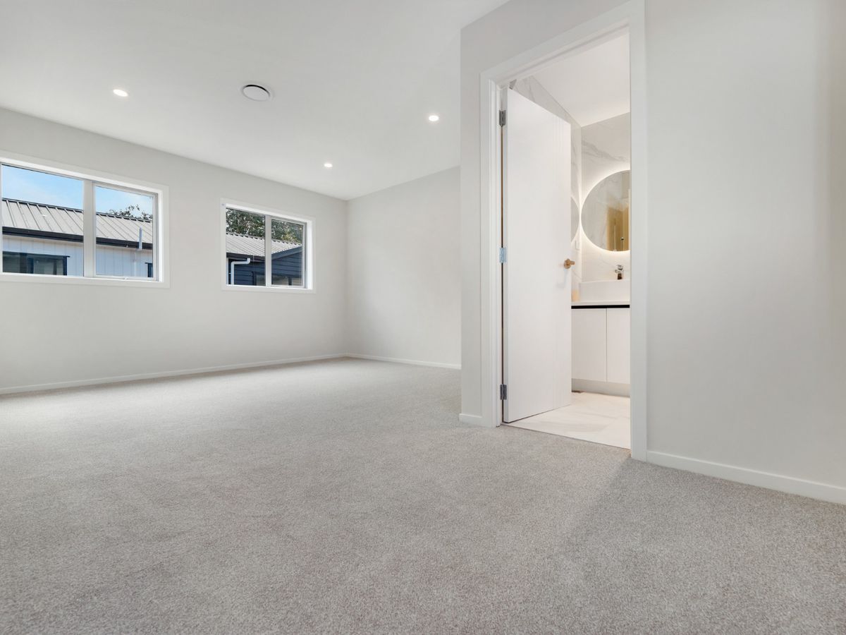 For rent, 2 bedrooms 2 bathrooms townhouse, 6 / 20 Bentley Road, Otara, Auckland