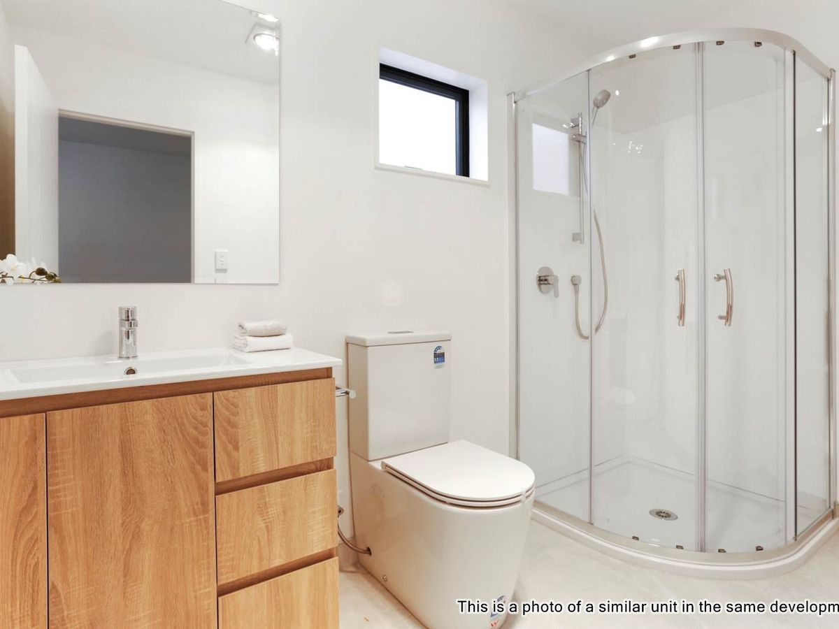 For rent, 2 bedrooms 1 bathroom townhouse, 13A Everitt Road, Otara, Auckland, Available from 16th Oct