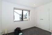 For rent, 2 bedrooms 1.5 bathroom townhouse, 2 Korokio Lane, Henderson, Auckland, Available from 22 Oct 2025