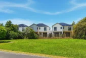 Brandnew, Smart Layout Parkside 3 beds 2 baths home with car park, moments from shopping centres, 7/18 Albert Road, Kelston, Auckland