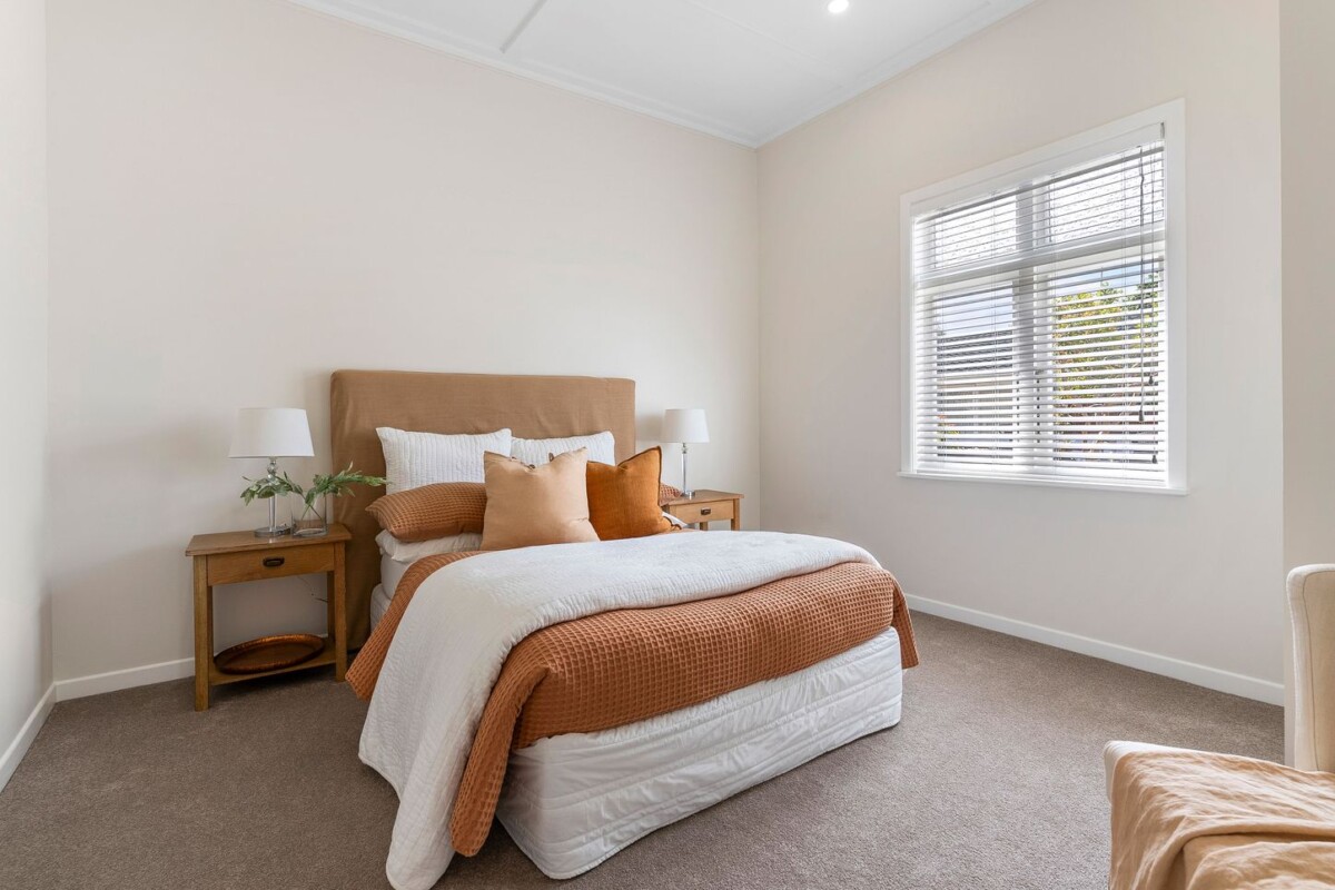 Restored 4 beds villa, in the heart of Onehunga, 14 Inkerman Street, Onehunga, Auckland