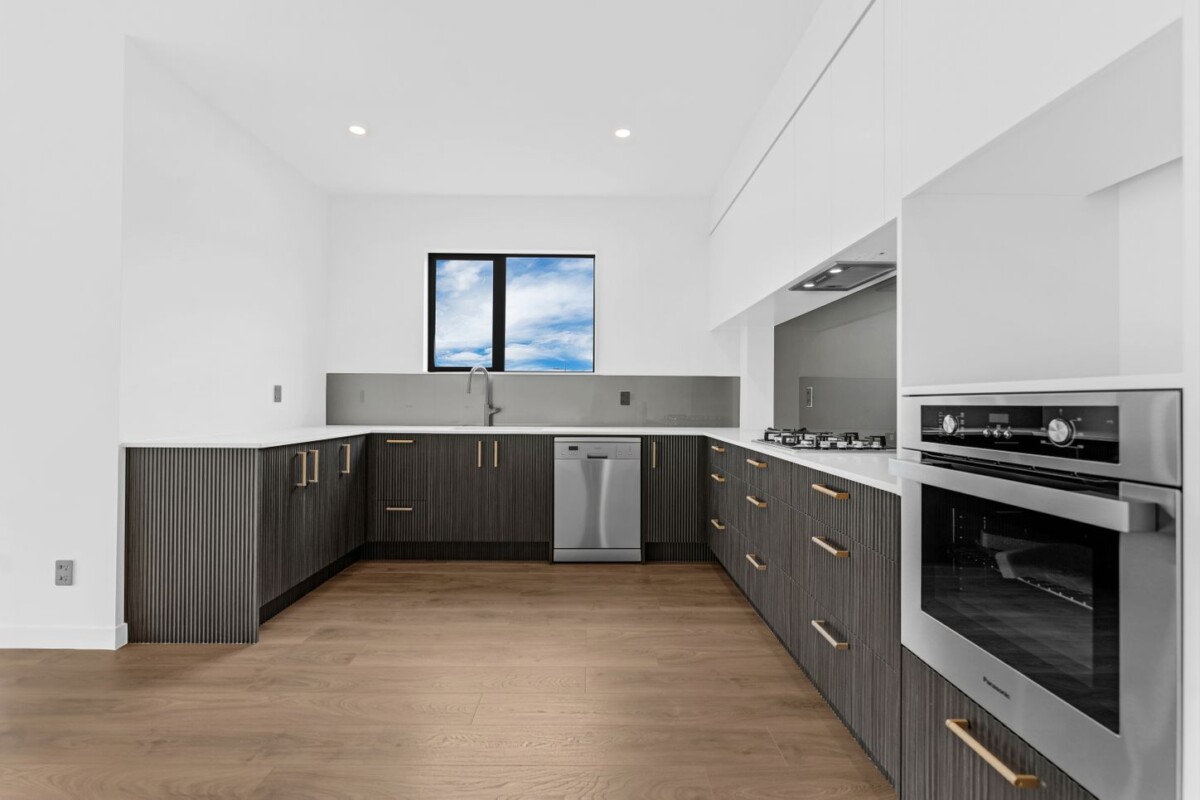 Christmas Special- Brand New 4 bedrooms home-Must Be Sold, 133-137 Bremner Road, Karaka, Auckland