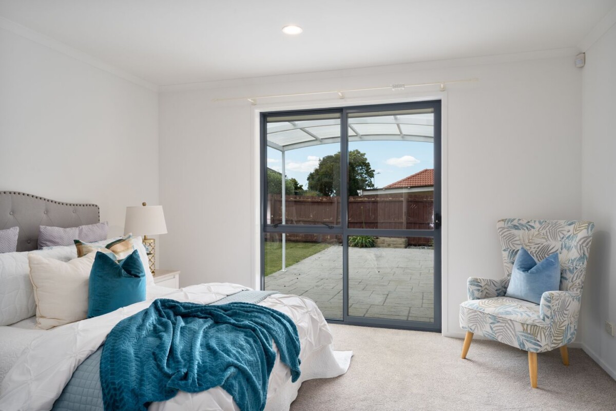 Brick and tile 3 beds house on 576m2 section, overlooking tranquil Semillon Reserve and playground, 4 Shiraz Place, Henderson, Auckland