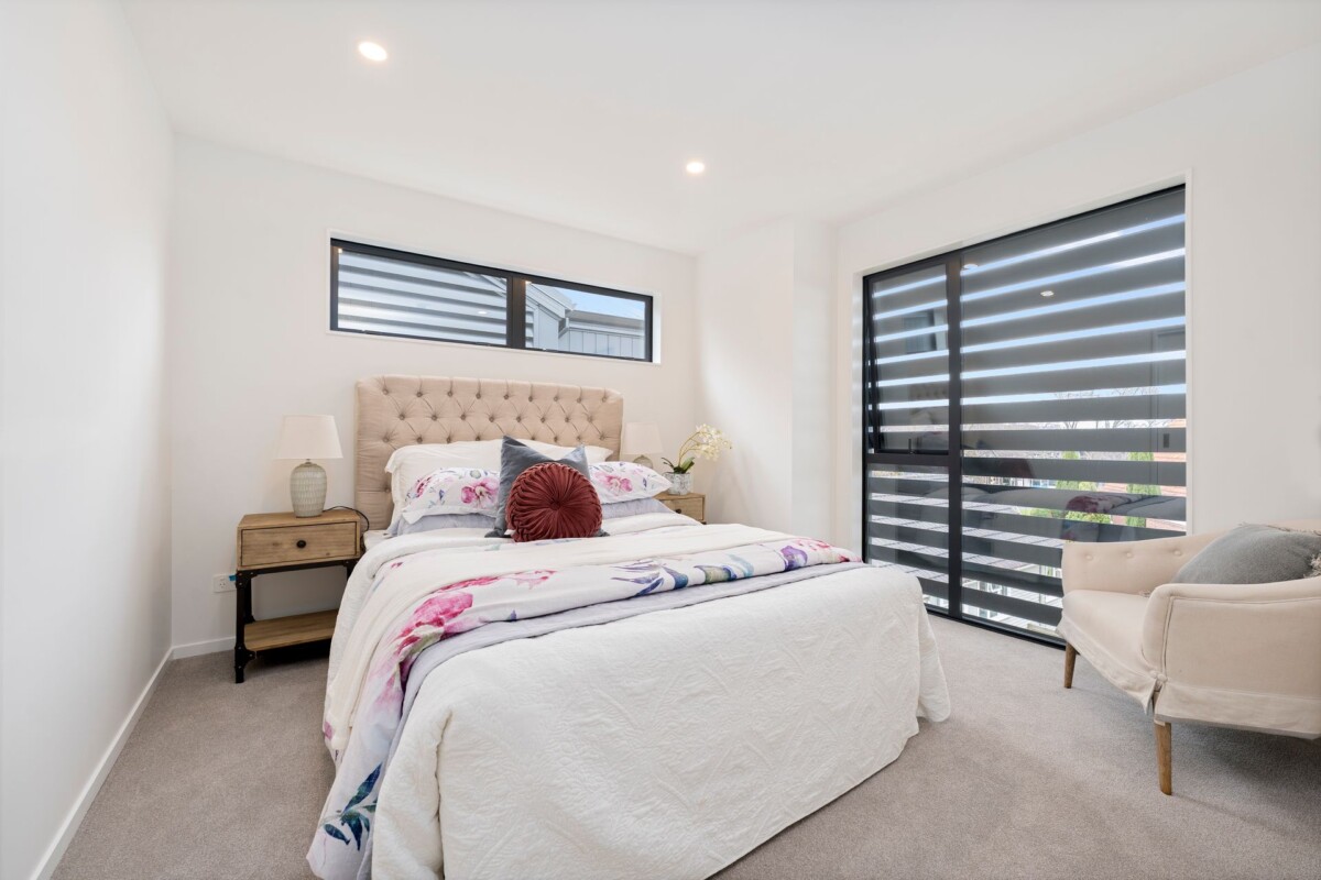 10-Year Master Build Guarantee, Top school zone, brandnew freehold 3 beds home, walks to beach, 6 Shakespeare Road, Milford, Auckland